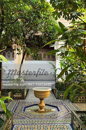 Fountain, Palais de la Bahia, Medina, Marrakesh, Morocco, North Africa, Africa