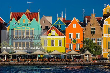 The dutch houses at the Sint Annabaai in Willemstad, UNESCO World Heritage Site, Curacao, ABC Islands, Netherlands Antilles, Caribbean, Central America
