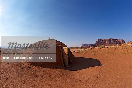 Navajo hogan, traditional dwelling and ceremonial structure, Monument Valley Navajo Tribal Park, Utah, United States of America, North America