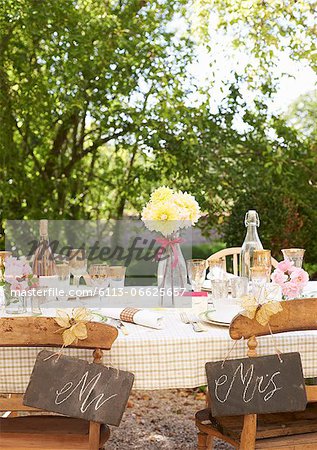 Table setting for outdoor wedding reception