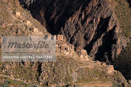 South America, Peru, Cusco, Sacred Valley, Ollantaytambo. Inka wasi houses on the hill above Ollantaytambo village