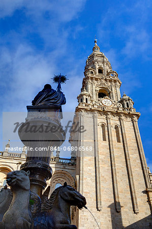 Cathedral and fountain in Praterias Plaza, Santiago de Compostela, UNESCO World Heritage Site, Galicia, Spain, Europe