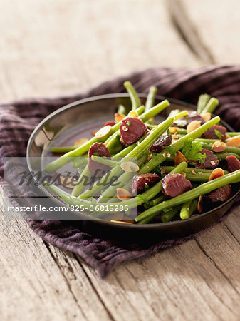 Green bean,gizzard and thinly sliced almond salad