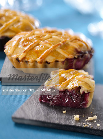 Individual blueberry pies