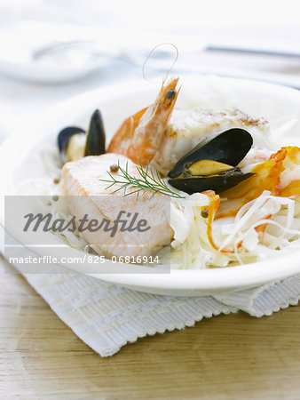 Seafood sauerkraut