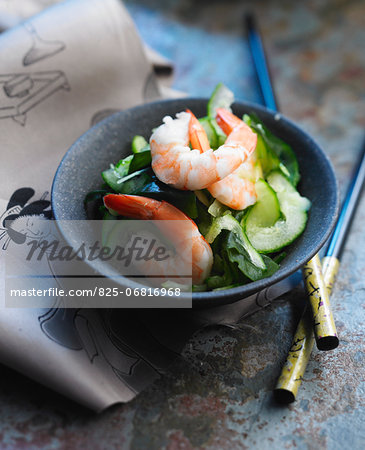 Japanese-style cucumber and shrimp salad