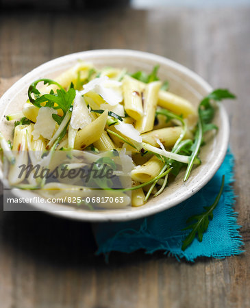 Penne with rocket lettuce,zucchinis and parmesan