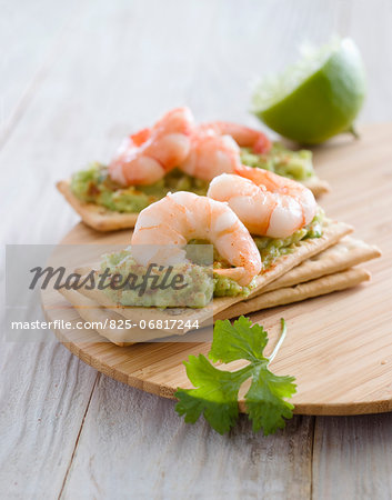 Guacamole and shrimp canapés