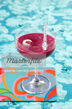 Raspberry-lychee smoothie Raspberry-lychee smoothie