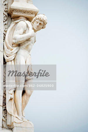 Europe, Italy, Lombardy, Milan, Duomo, Milan Cathedral, gothic sculptures