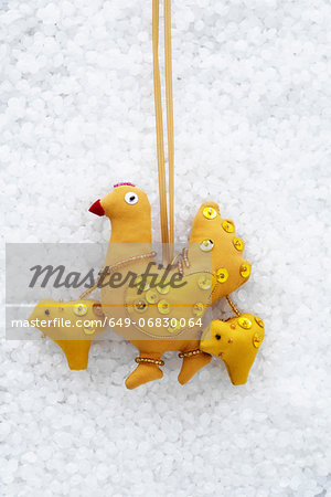 Hen shaped christmas decoration