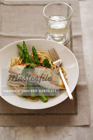 Grilled fish, asparagus and linguine
