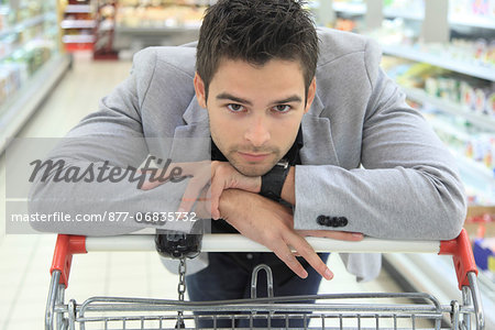 France, supermarket, sad customer.