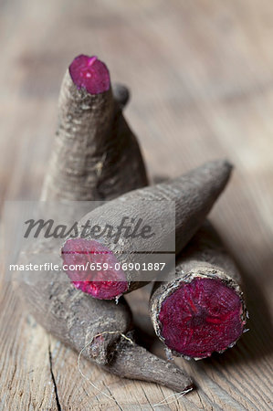 Beetroot of the variety 'Crapaudine' (France) Beetroot of the variety 'Crapaudine' (France)