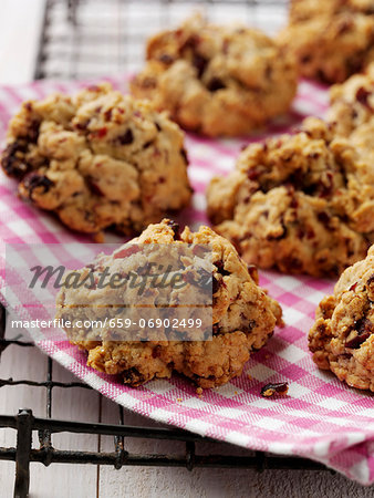 Rock cakes (tea cakes, England)