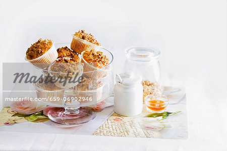 Apple muffins with cereal grains