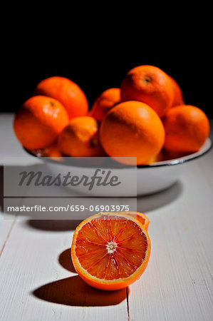 Oranges in a bowl