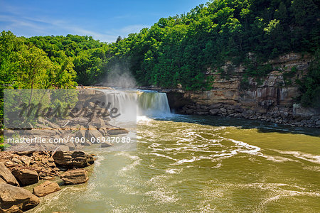 Scenic view of Cumberland falls in southern Kentucky in spring
