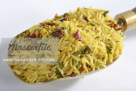 A ready-made mix of rice with dried vegetables and spices
