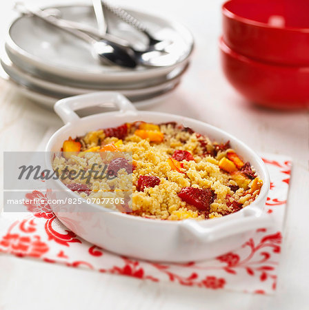 Strawberry and peach crumble