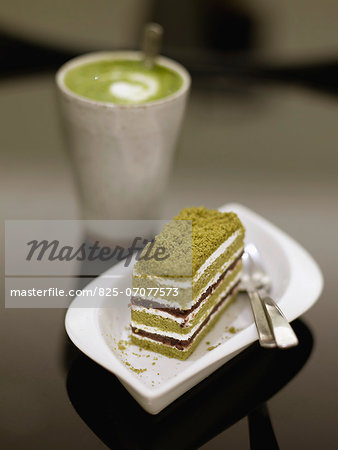 Macha latte and a slice of green tea cake