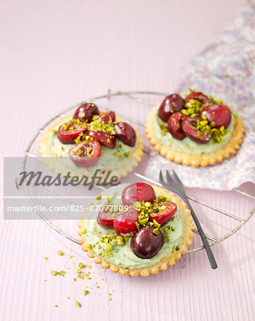 Pistachio cream and cherry tarlets