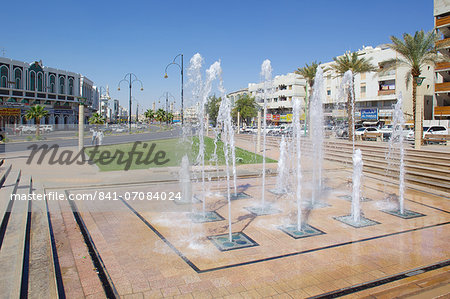 View down Zayed Bin Sultan Street, Al Ain, Abu Dhabi, United Arab Emirates, Middle East