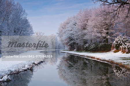 The Canal de Berry after a snow shower, Loir-et-Cher, Centre, France, Europe