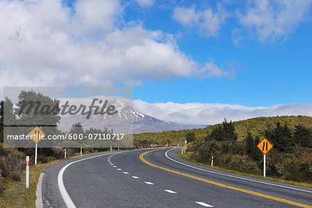 State Highway Road, Mount Tongariro, Tongariro National Park, Waikato, North Island, New Zealand