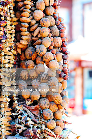 A bunch of nuts on the market. In conjunction walnuts, almonds, and still unknown to me.