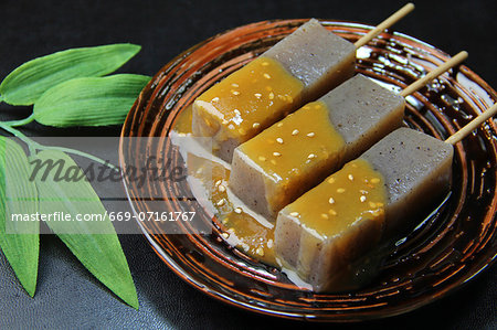Miso-dengaku (Skewered, roasted tofu with miso sauce) Miso-dengaku (Skewered, roasted tofu with miso sauce)