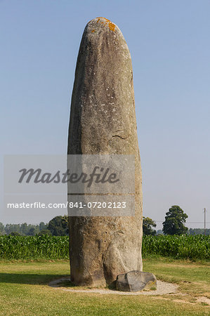 Menhir (ancient standing stone), Le Champ Dolent, Dol-de-Bretagne, Brittany, France, Europe