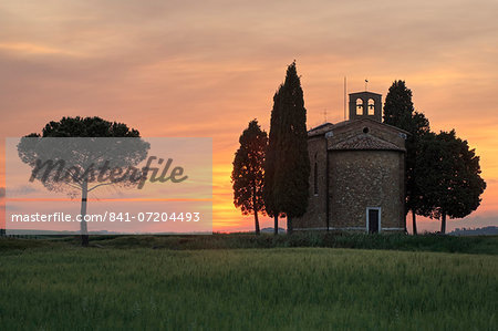 Cappella di Vitaleta, Val d'Orcia, UNESCO World Heritage Site, Tuscany, Italy, Europe