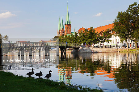 River Stadttrave with Petri church and Marien church, Lubeck, Schleswig Holstein, Germany, Europe