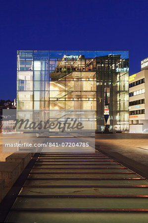 Kunstmuseum at Schlossplatz square, Stuttgart, Baden Wurttemberg, Germany, Europe