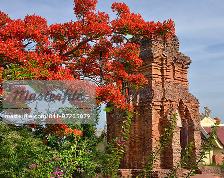 Po Shanu Cham temple, Phan Thiet, Vietnam, Indochina, Southeast Asia, Asia