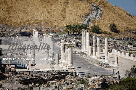 Ruins of the Roman-Byzantine city of Scythopolis, Tel Beit Shean National Park, Beit Shean, Israel, Middle East