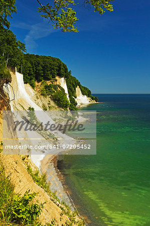 Chalk cliffs, Jasmund National Park, Ruegen Island (Rugen Island), Mecklenburg-Vorpommern, Germany, Baltic Sea, Europe