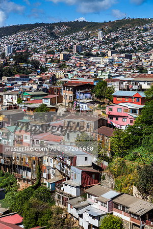 Overview of Valparaiso, Chile