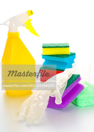 wet cleaning kit with yellow spray boottle, sponges and rubber gloves