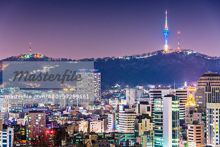 Seoul, South Korea evening skyline.
