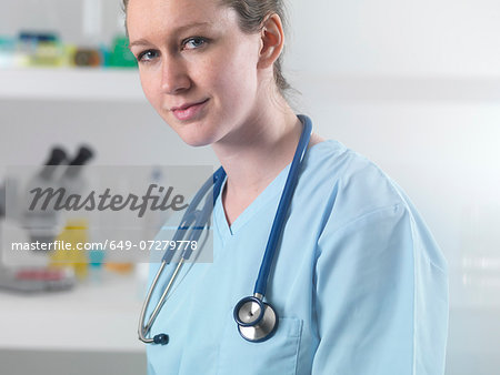 Health worker consulting with patient in hospital