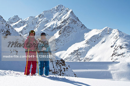 Friends skiing in Kuhtai, Austria