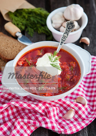 Ukrainian and russian national red borsch with sour cream