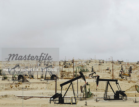 Oil rigs and wells in the Midway-Sunset shale oil fields, the largest in California Oil rigs and wells in the Midway-Sunset shale oil fields, the largest in California