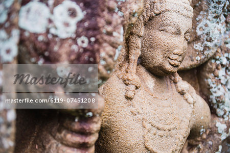 Guardian statue at Thuparama Dagoba, Mahavihara (The Great Monastery), Anuradhapura, UNESCO World Heritage Site, Sri Lanka, Asia