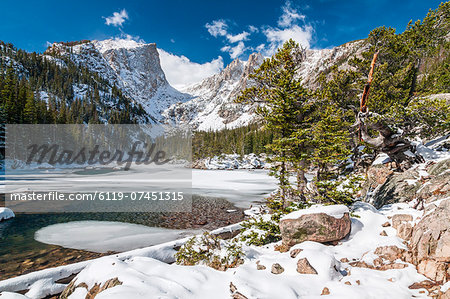 Bear Lake in winter, Rocky Mountain National Park, Colorado, United States of America, North America