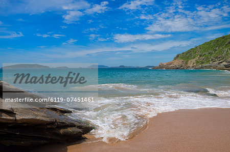 Praia das Caravelas, Rocky beach, Buzios, Rio de Janeiro State, Brazil, South America