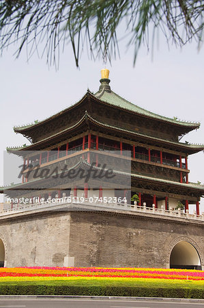 Bell Tower dating from 14th century rebuilt by the Qing in 1739, Xian City, Shaanxi Province, China, Asia