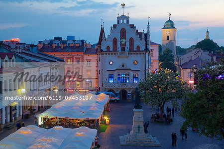 City Hall at dusk, Market Square, Old Town, Rzeszow, Poland, Europe